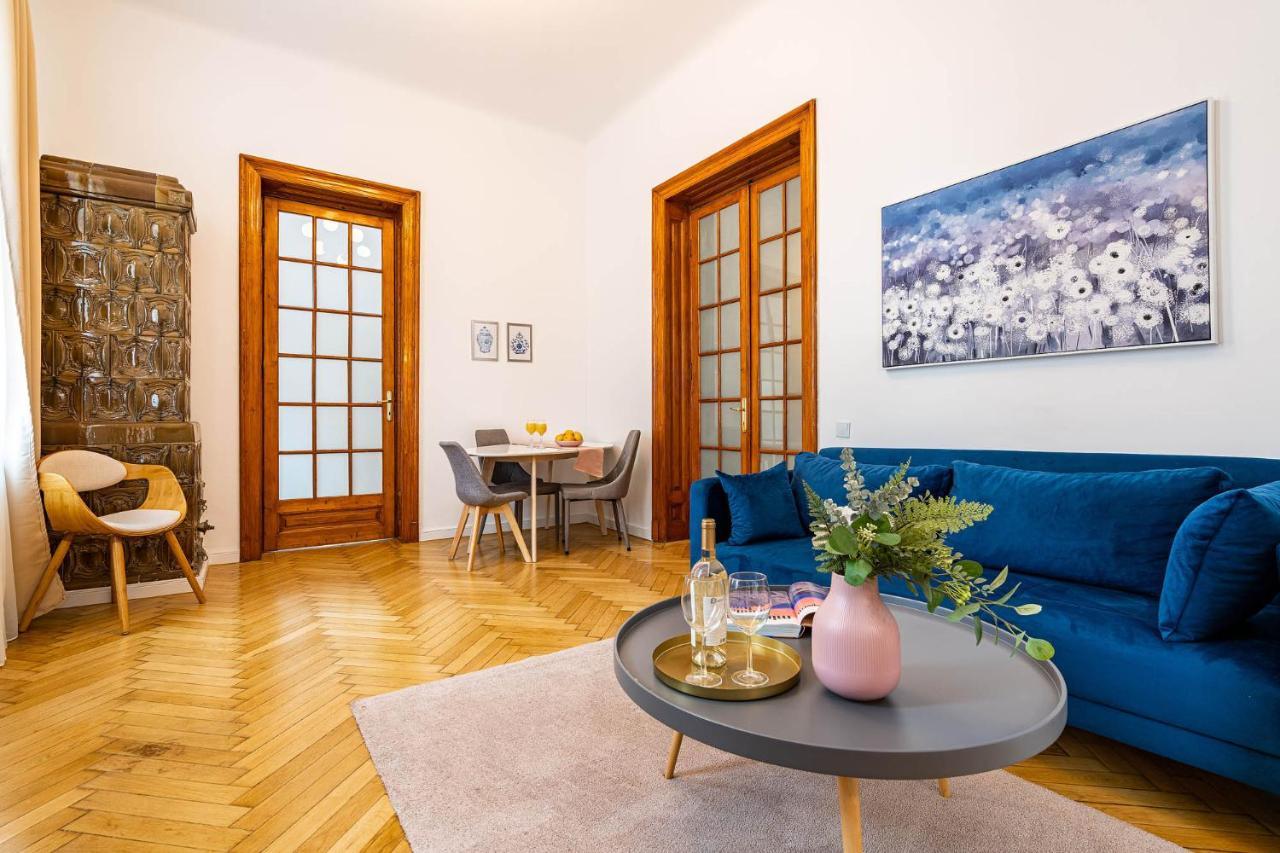 Appartamento 2Br Blue Cloud In The Centre Bucarest Esterno foto