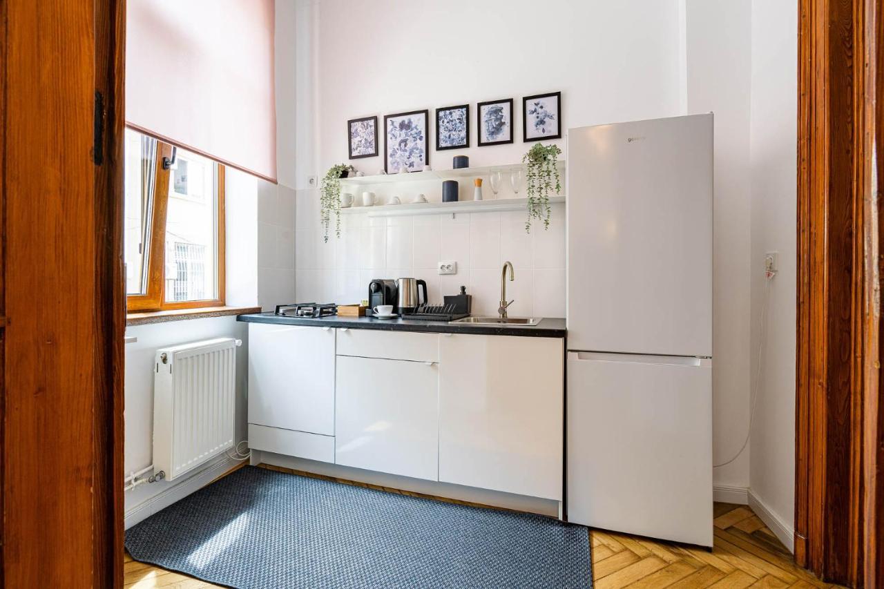 Appartamento 2Br Blue Cloud In The Centre Bucarest Esterno foto