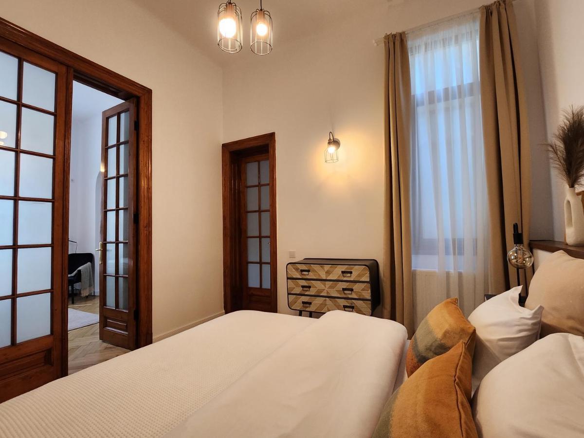 Appartamento 2Br Blue Cloud In The Centre Bucarest Esterno foto